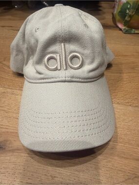 ALO Yoga | Accessories | Alo Yoga Washed Offduty Cap Sand Dollar